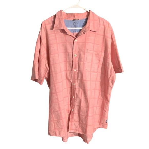 IZOD Mens Pink Size XXL Short Sleeve Shirt – Button Front, Plaid Check, Casual - Picture 1 of 6